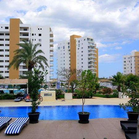 Blue Apartment In 5* Ceasar Resort Trikomo Ngoại thất bức ảnh