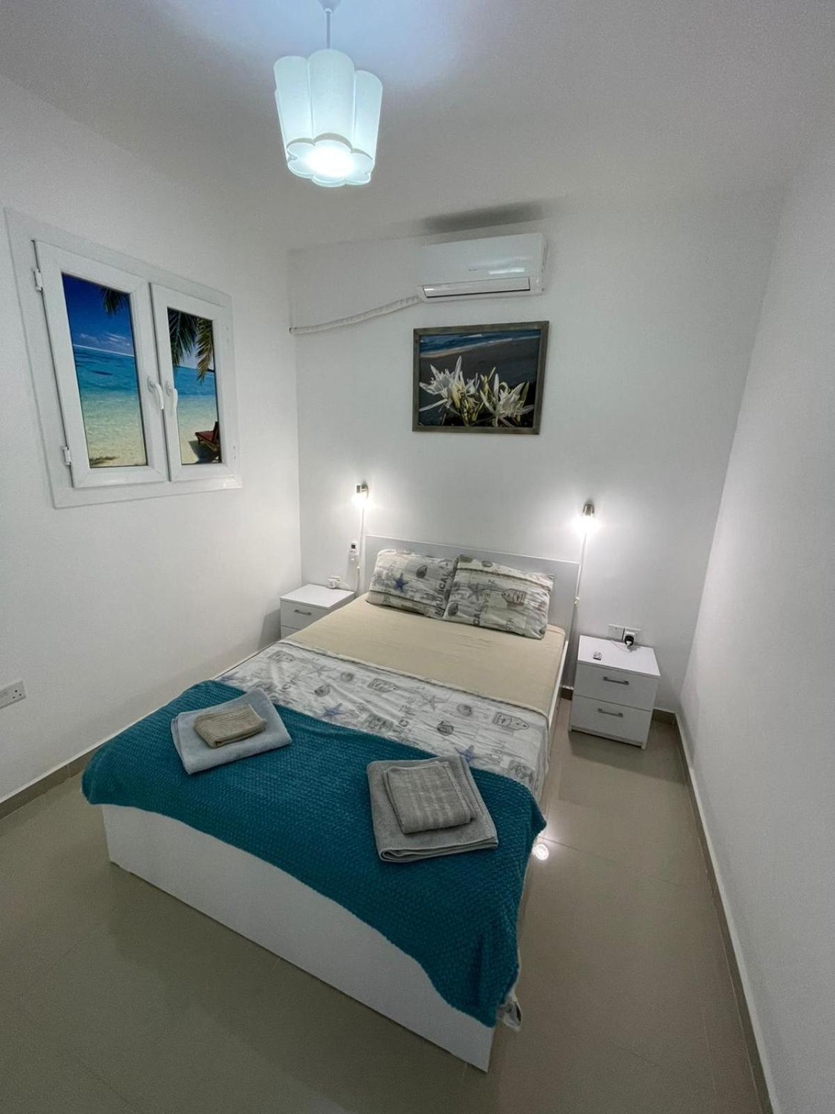 Blue Apartment In 5* Ceasar Resort Trikomo Ngoại thất bức ảnh